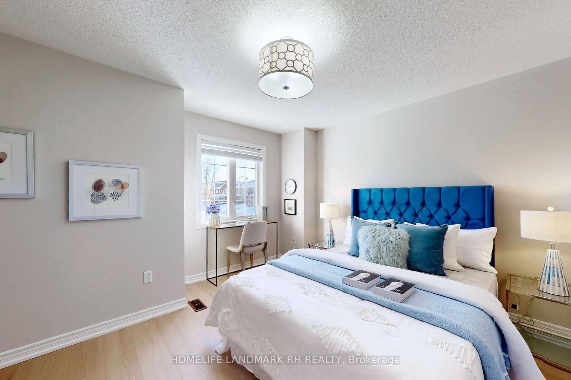 1031 Blackhall Crescent photo 38