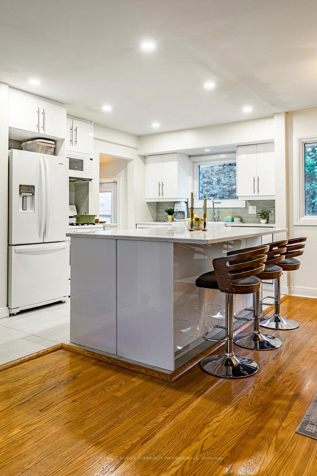 104 West 33rd Street photo 11
