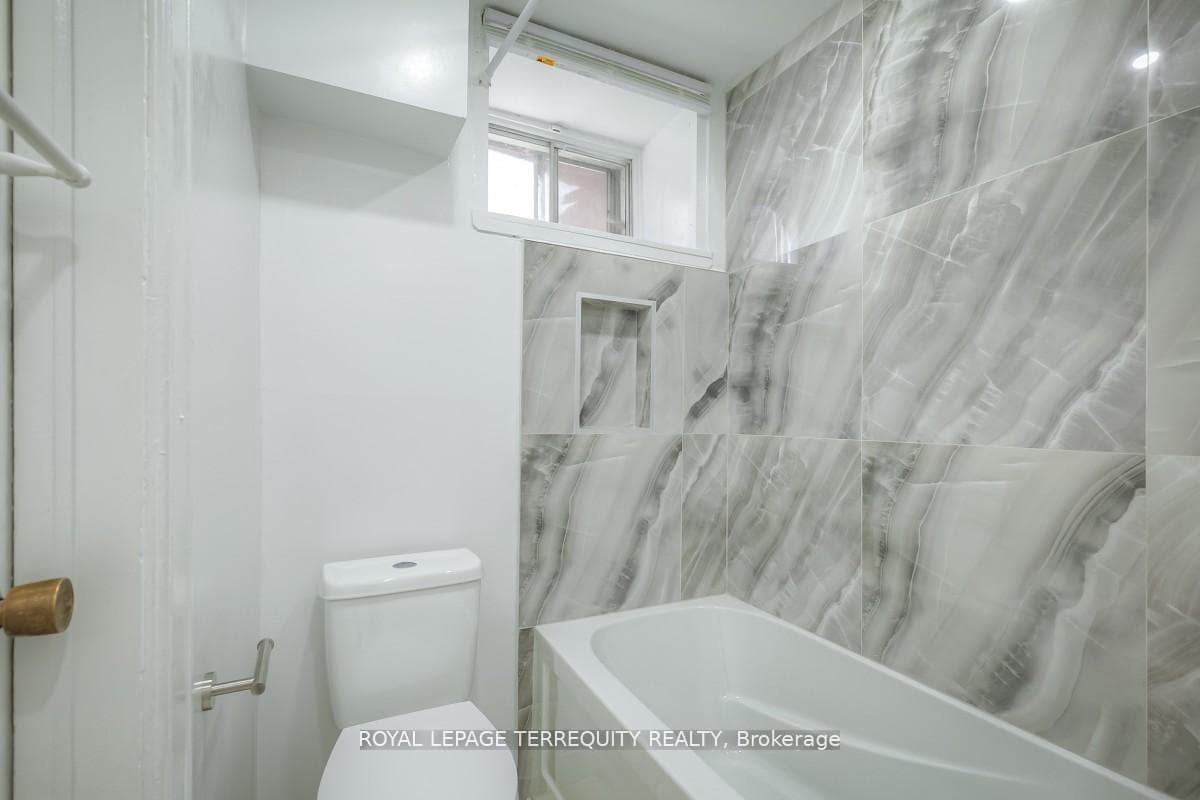 135 Jane Street Unit 5 photo 7