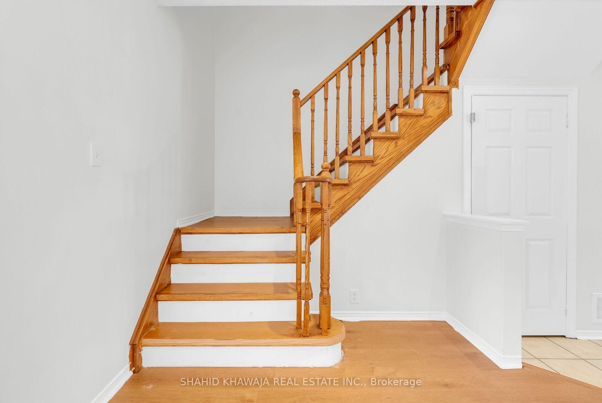 7683 Black Walnut Trail photo 22
