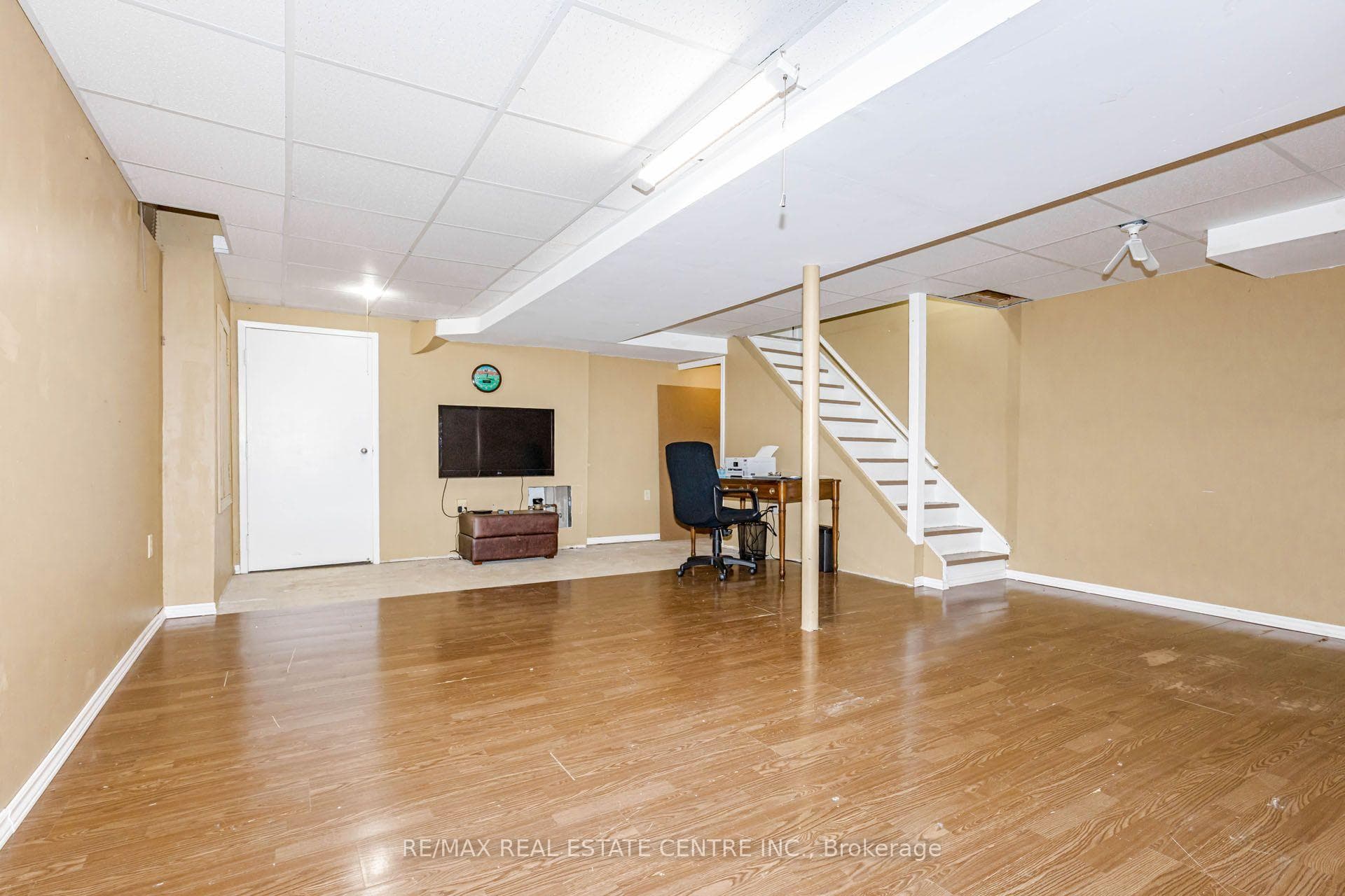 35 Prince Crescent photo 23