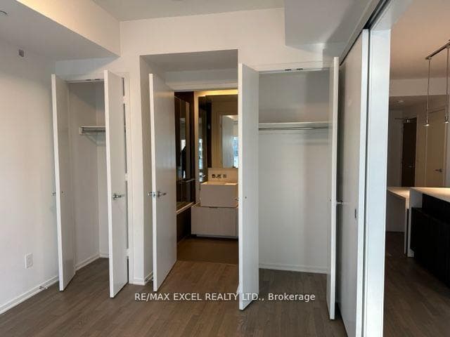 1 Bloor St., Street Unit #2608 photo 12