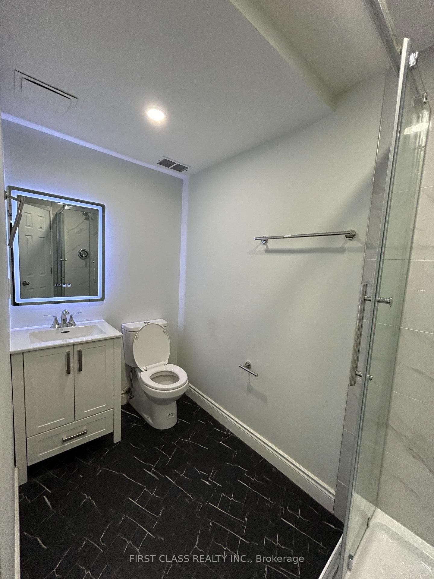 2121 Roche Court Unit 106 photo 9