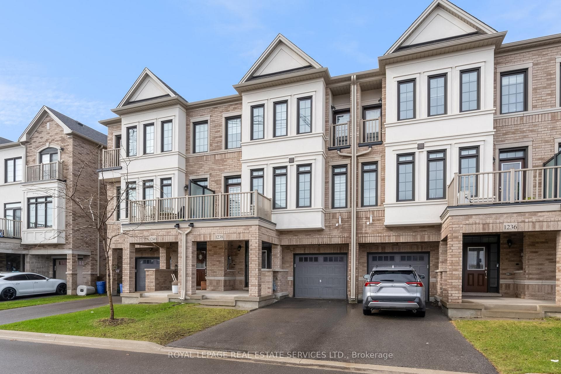 1238 Restivo Lane photo 2