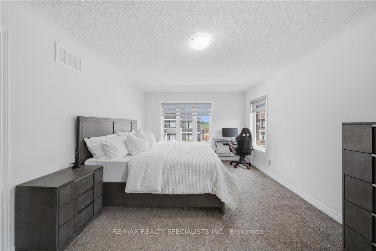 120 Durham Avenue photo 33