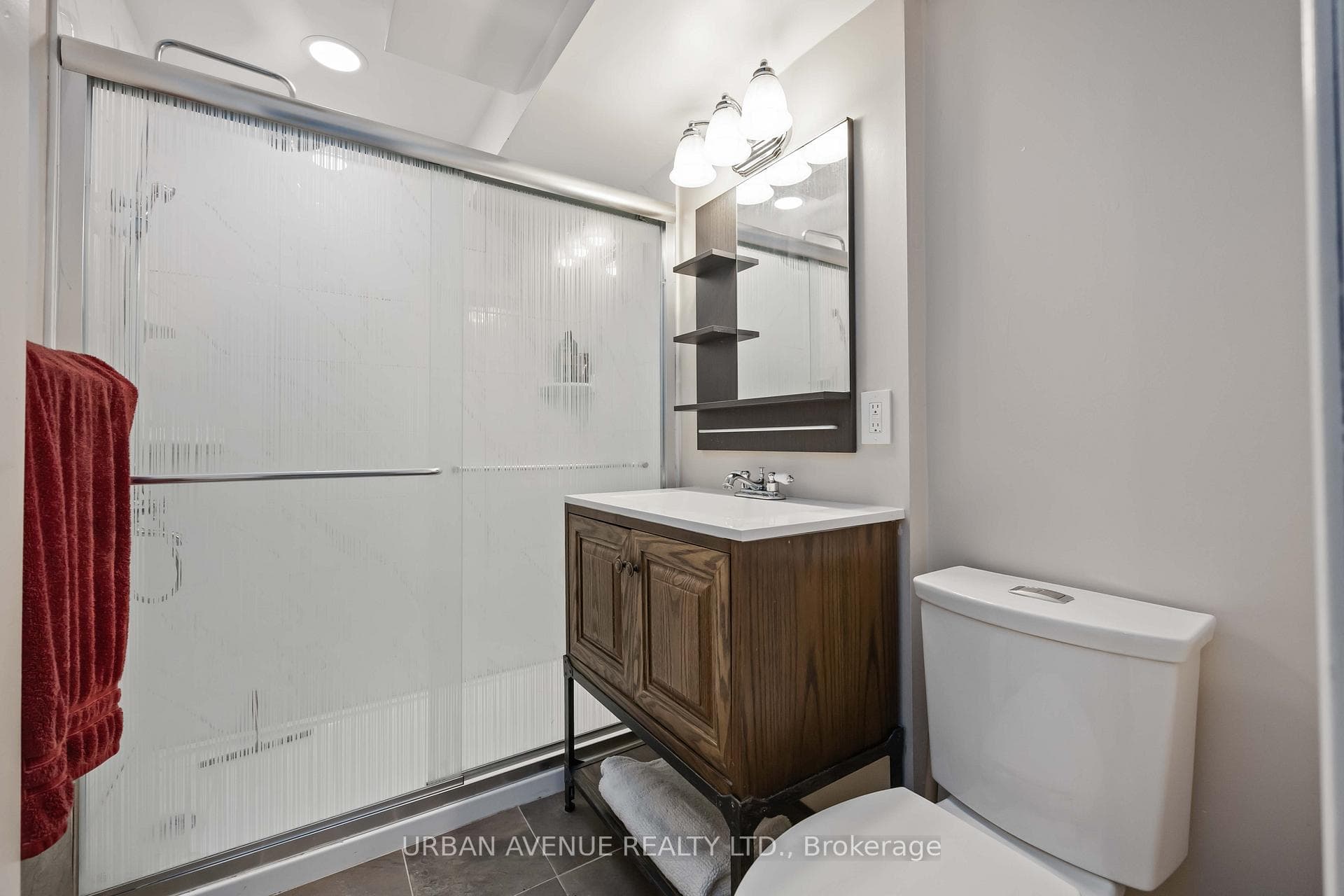 711 Cowan Circle photo 37