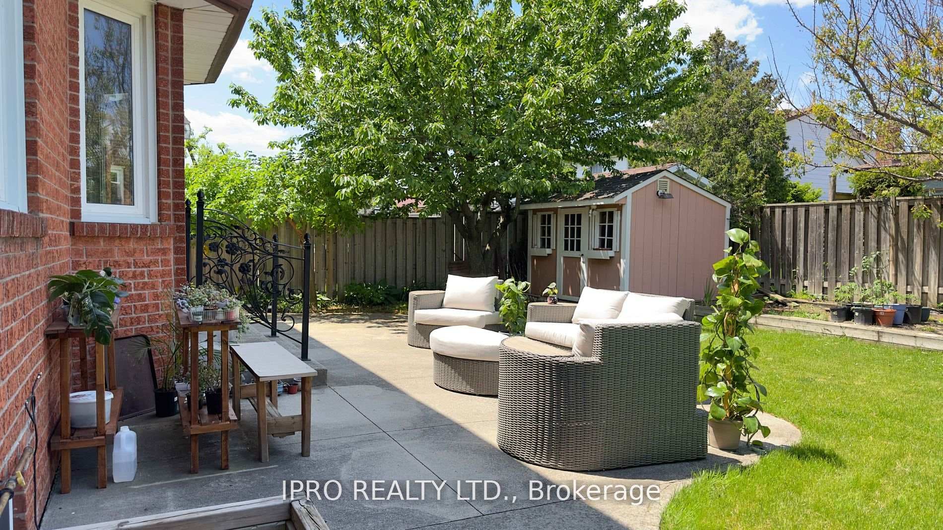 487 Cullen Avenue photo 37