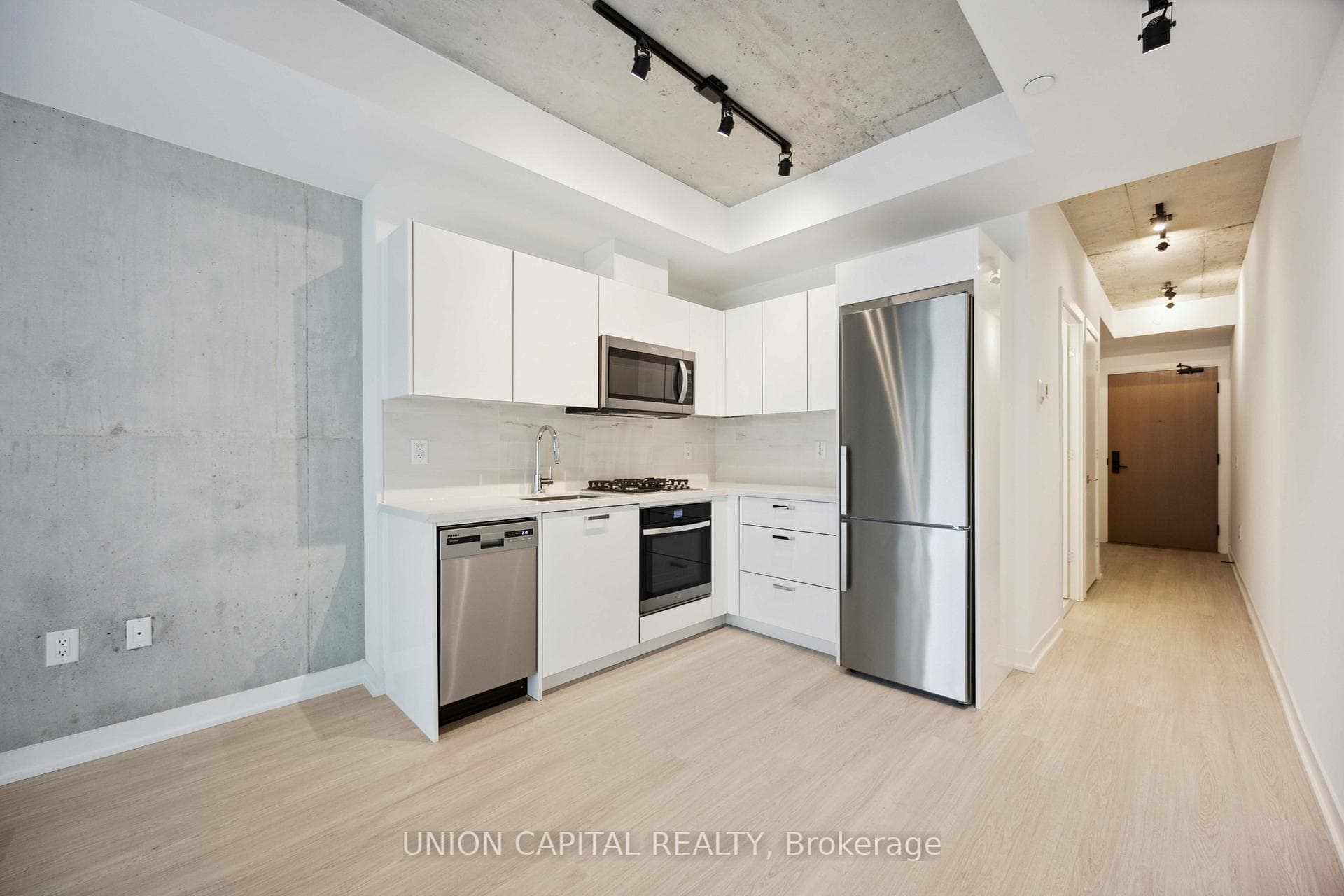 195 McCaul Street Unit 610 photo 12