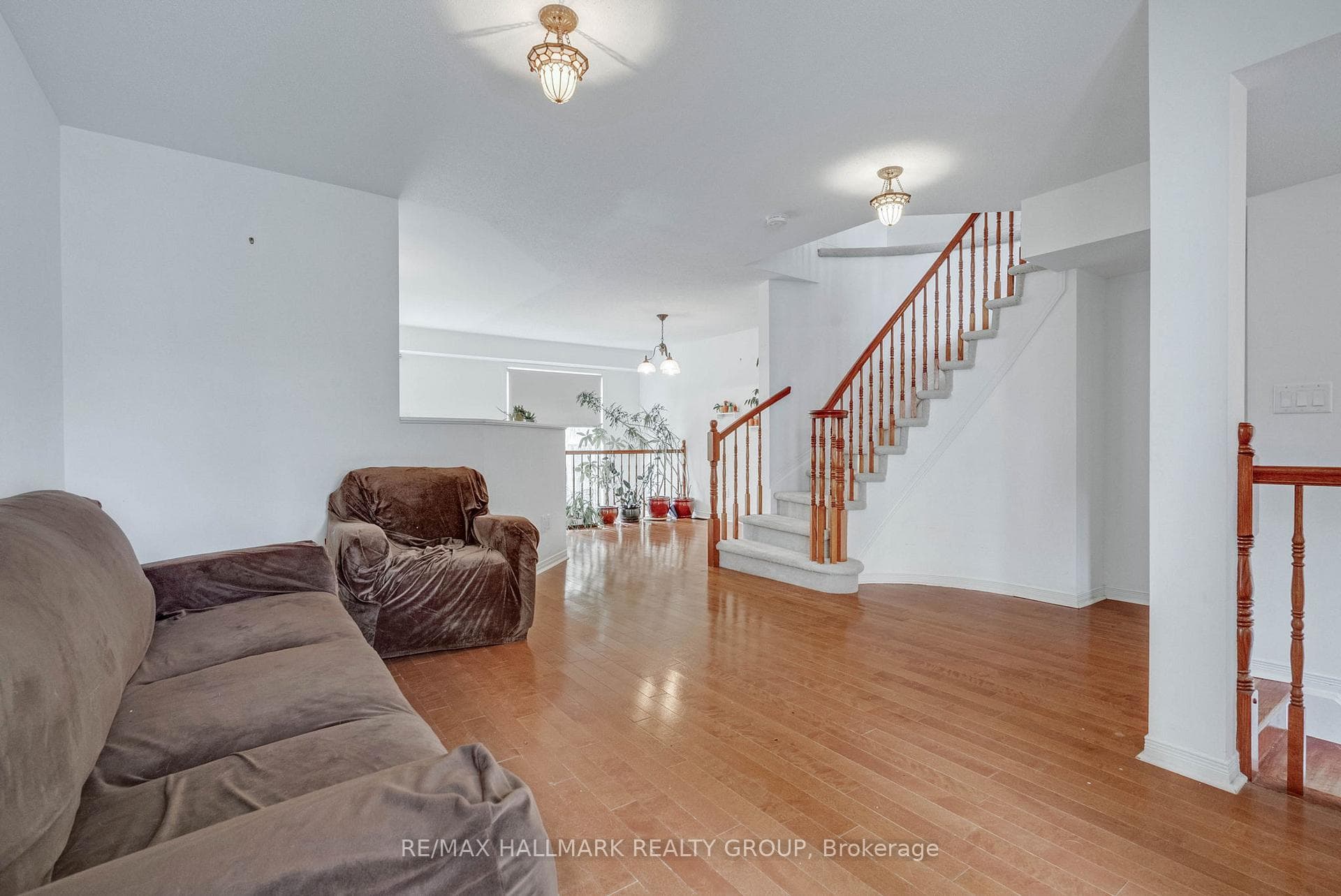 548 ABERFOYLE Circle photo 10
