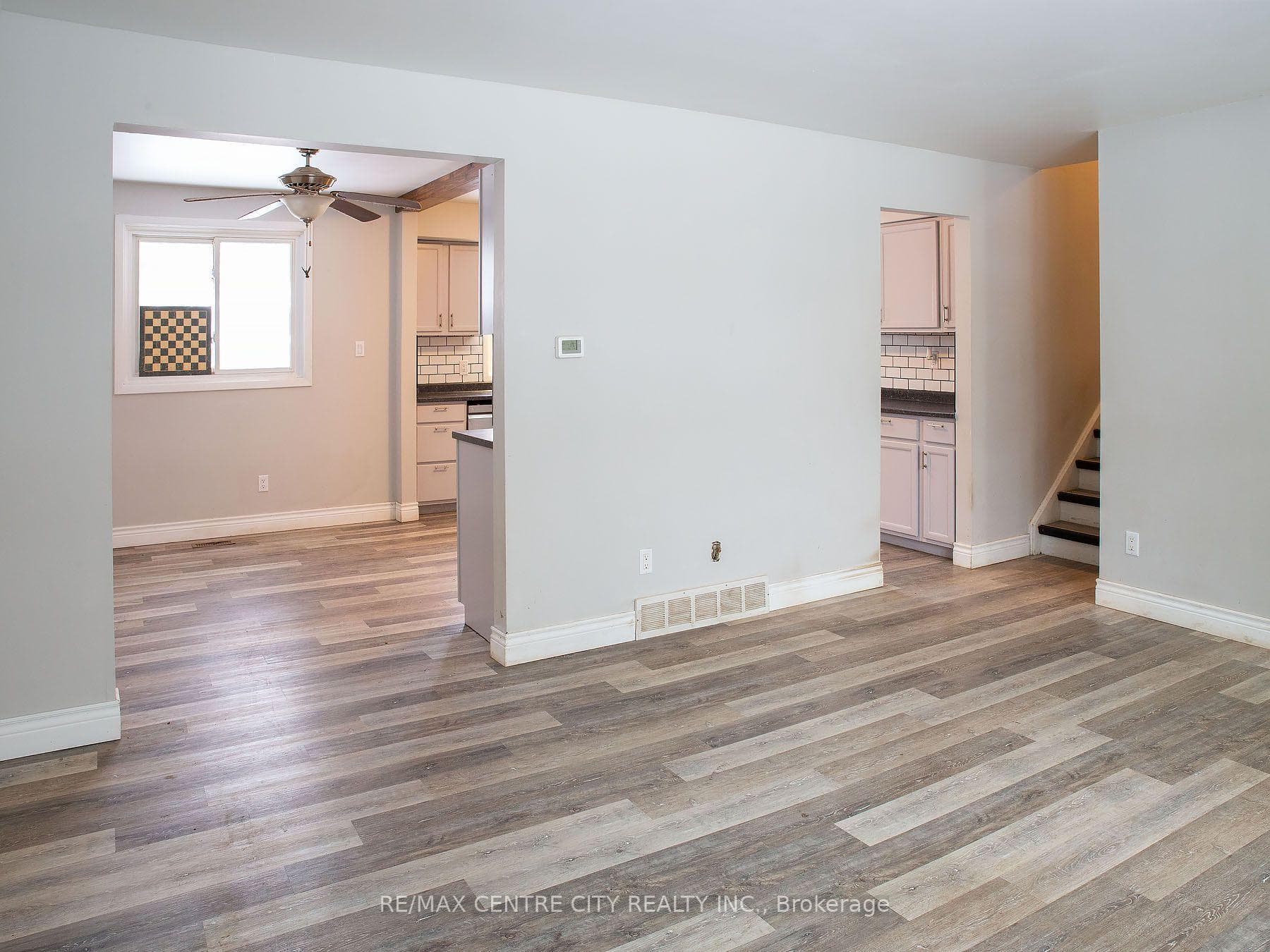 55 Mendip Crescent photo 7