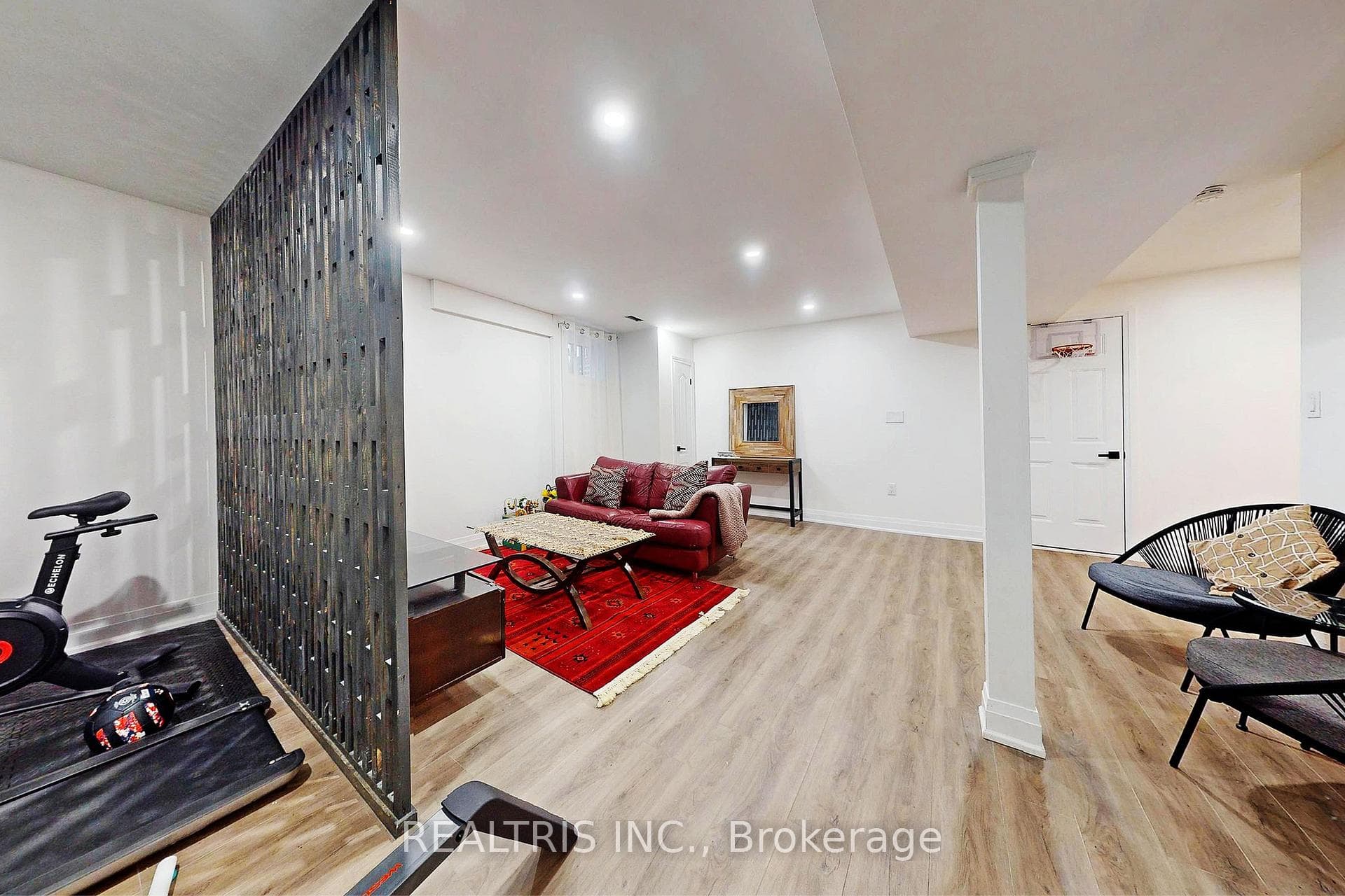 12339 Ninth Line photo 34