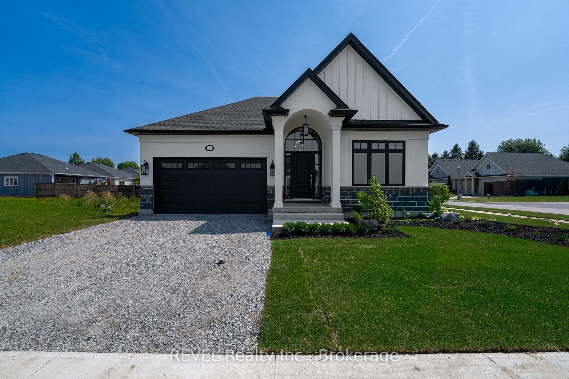 31 Harvest Drive photo 1