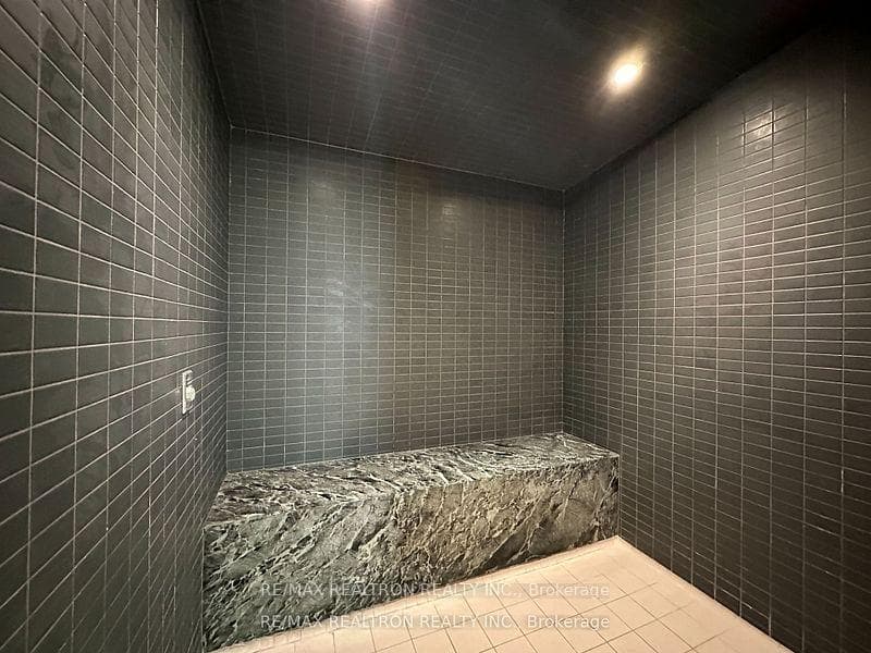 89 Mcgill Street Unit 2008 photo 18