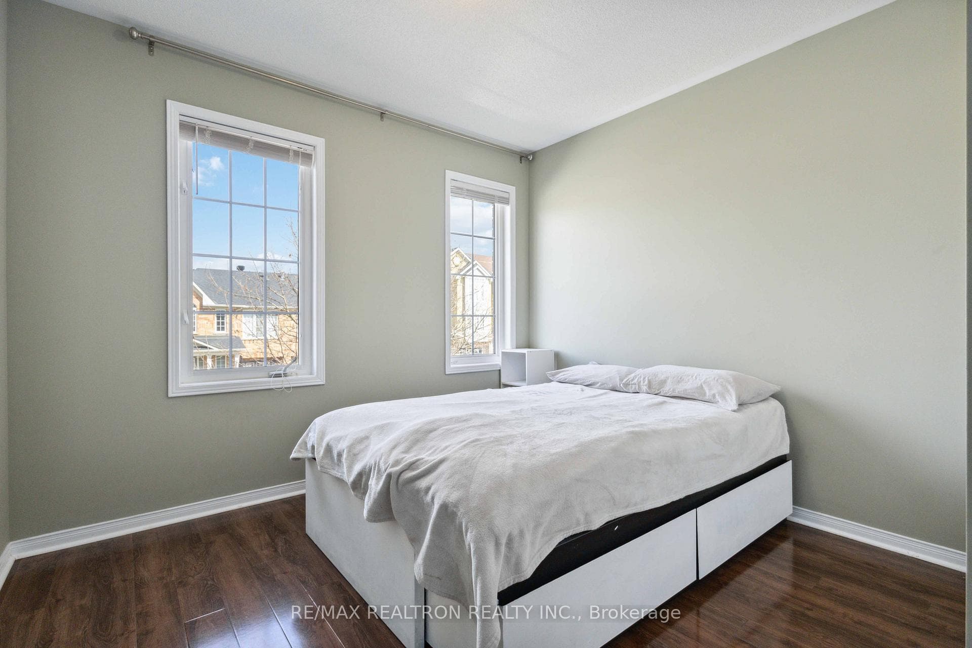 186 Gail Parks Crescent photo 23