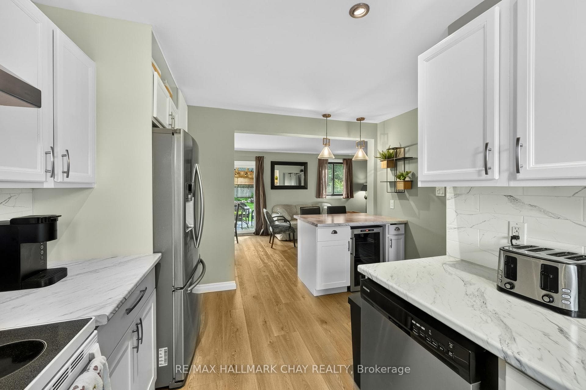 243 Letitia Street photo 21