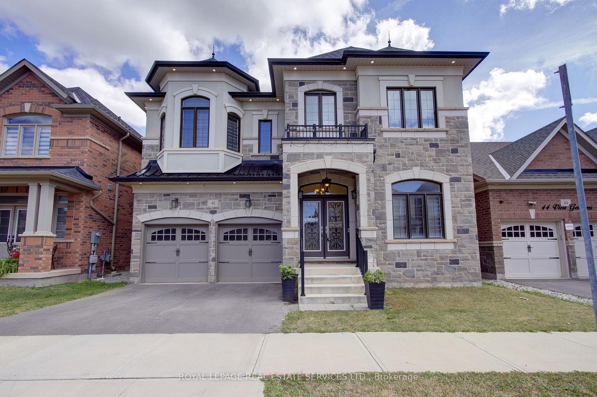 48 Viva Gardens N/A photo 1