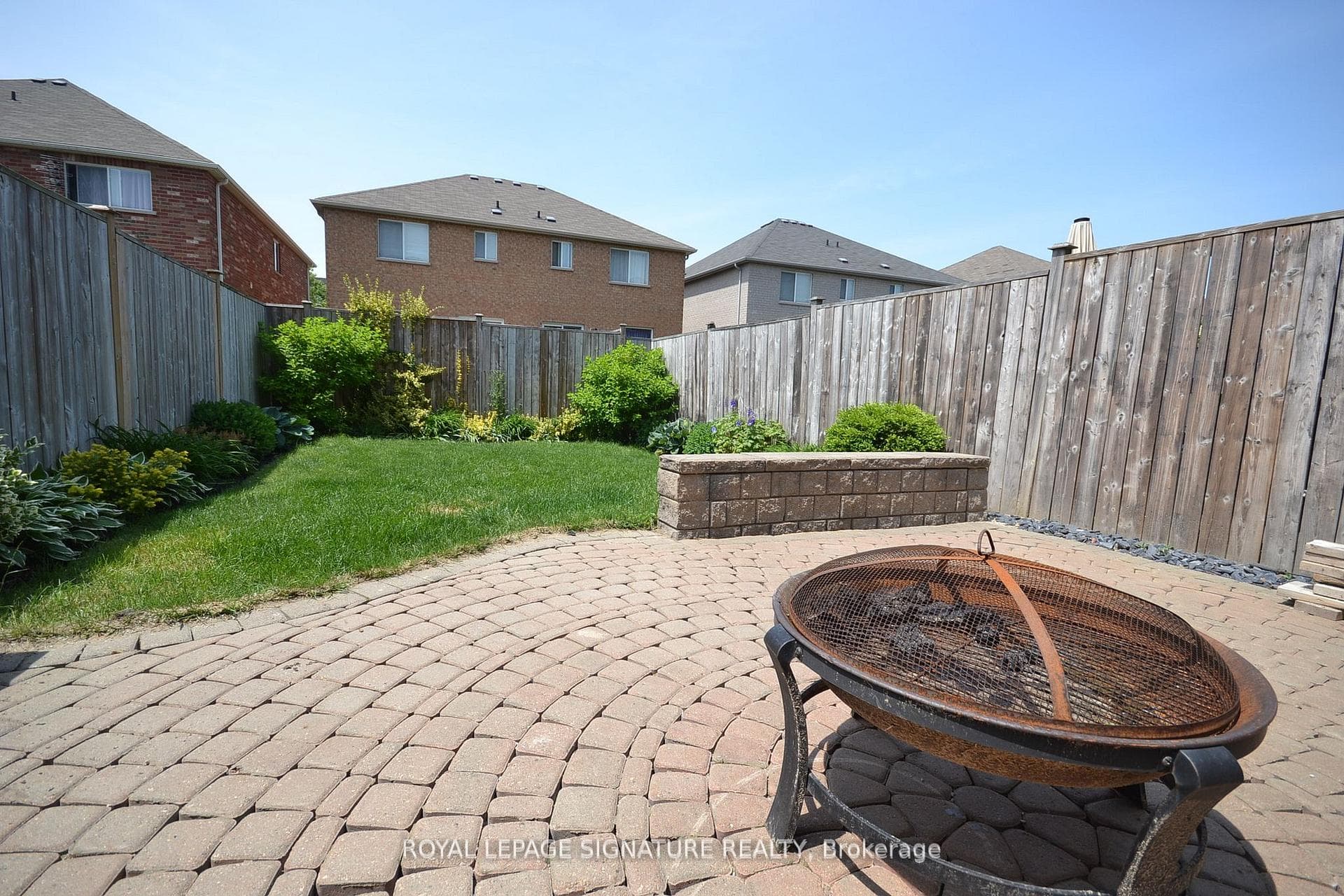 3967 Stardust Drive photo 25