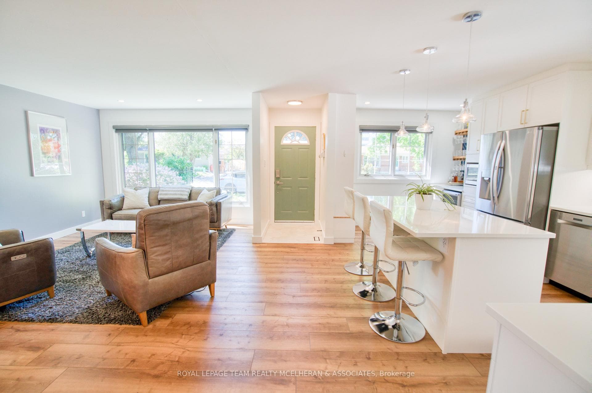 655 Browning Avenue photo 6
