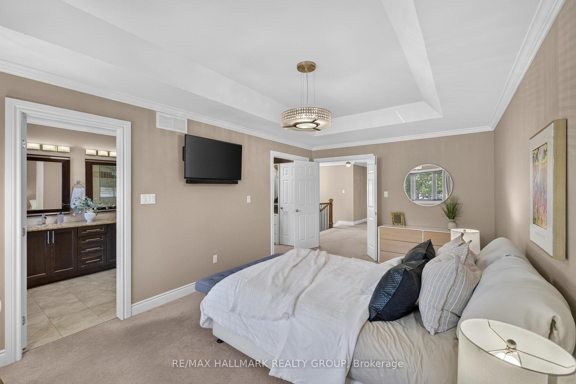 856 Norton Avenue photo 17