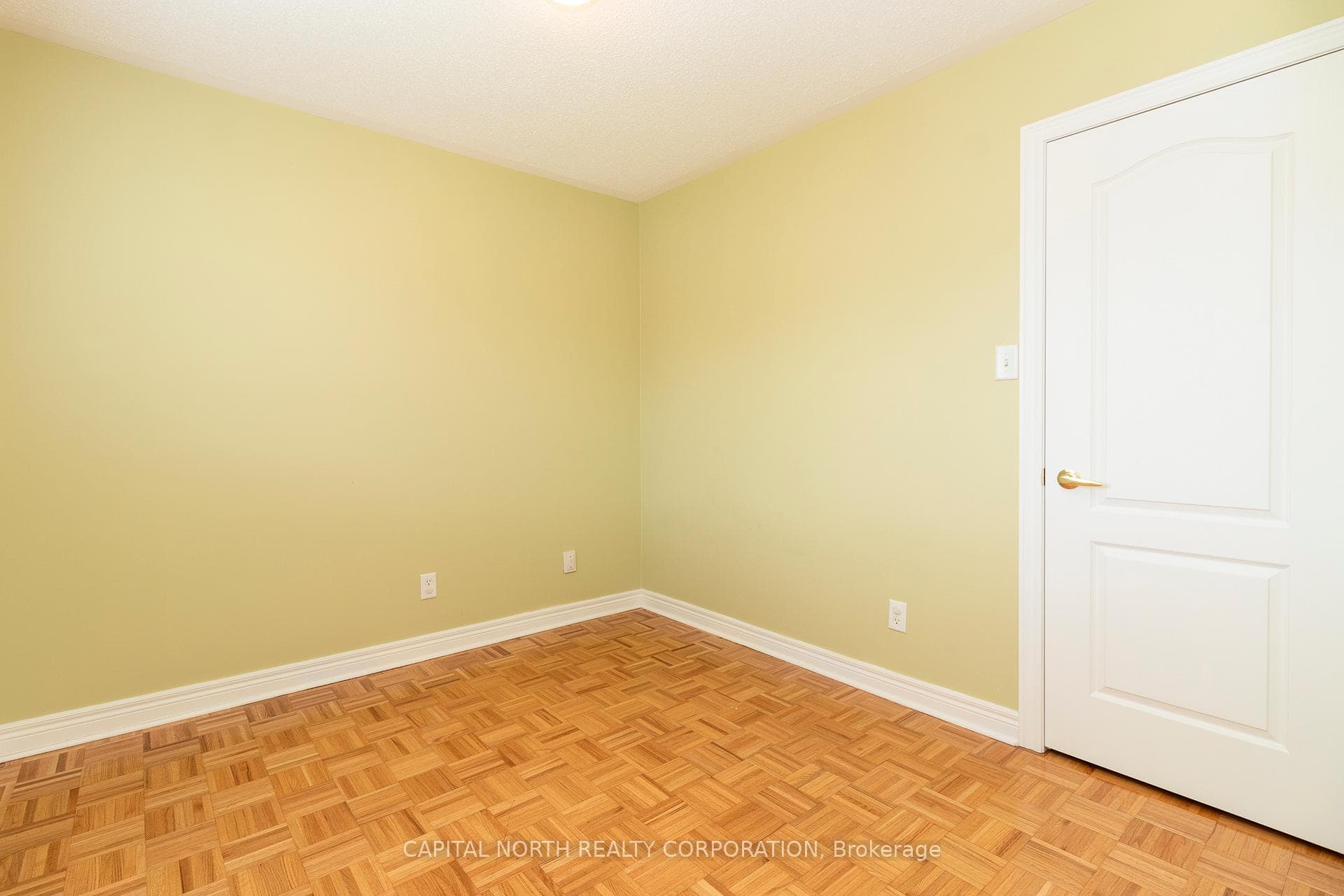 72 Ravineview Drive photo 27