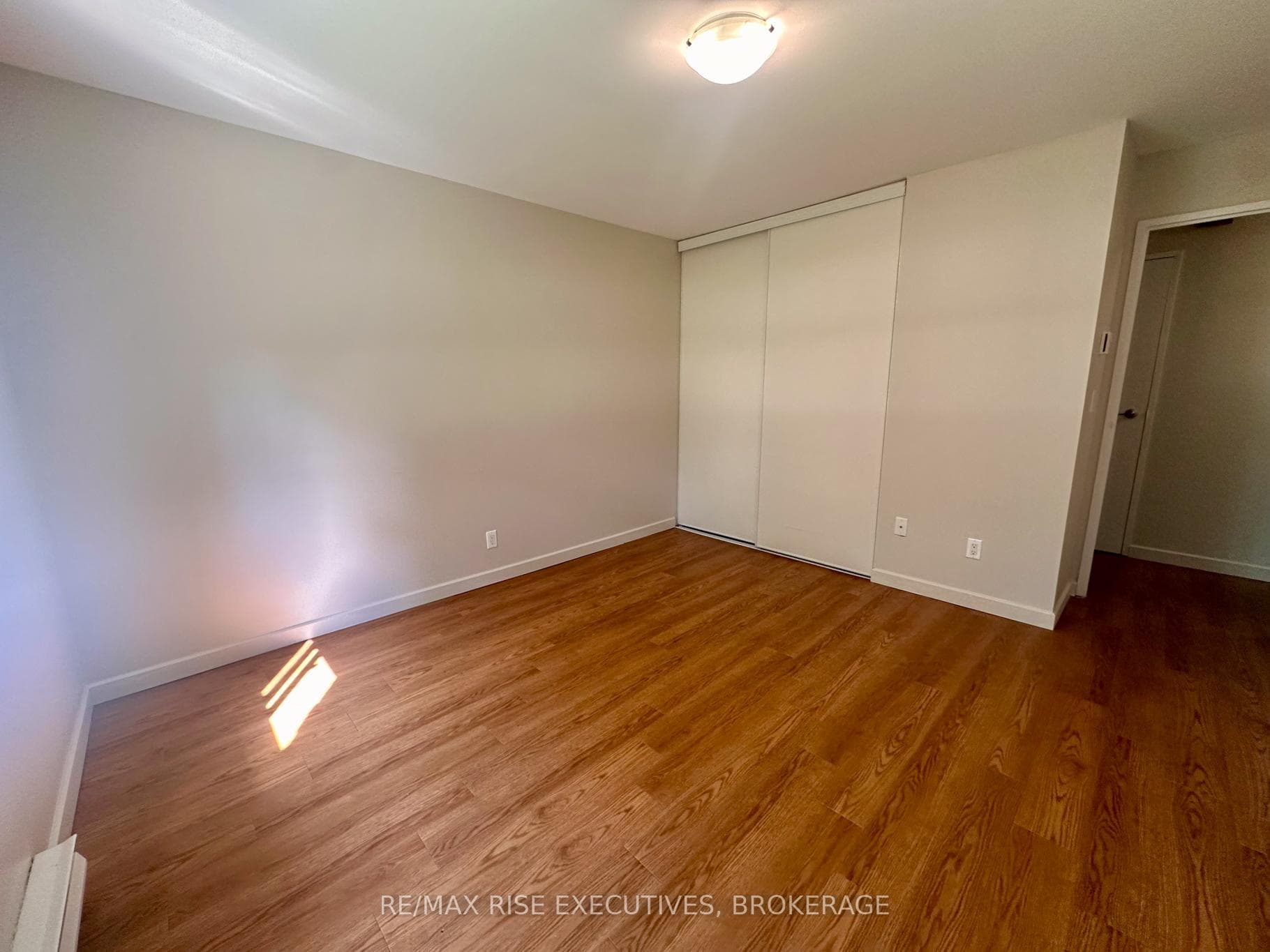 1020 Pembridge Crescent Unit 119 photo 11