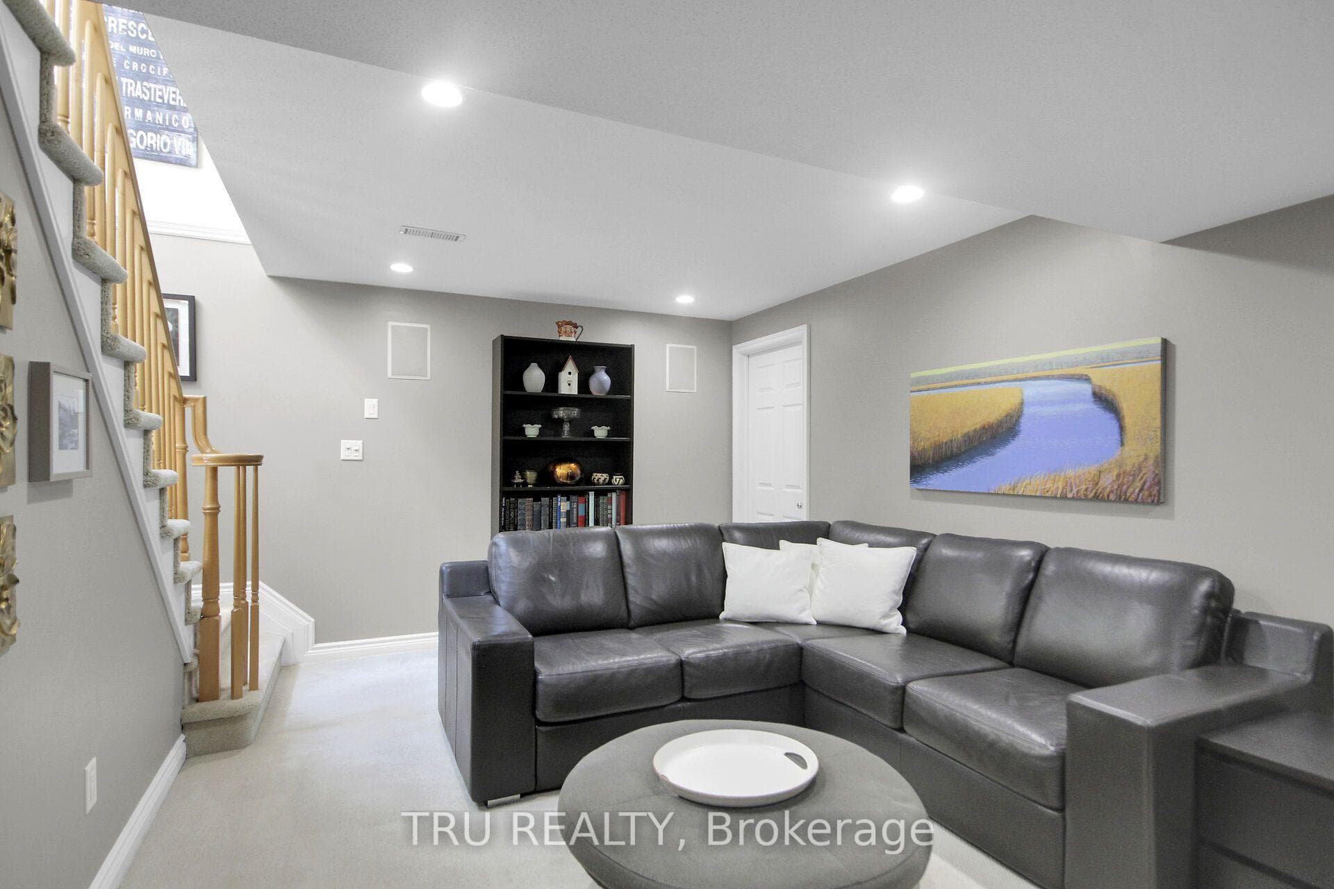 109 Braddock Private photo 36