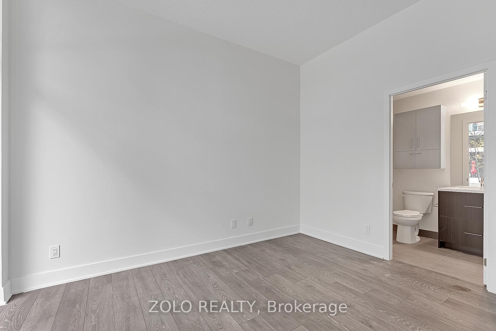 188 Fairview Mall Drive Unit 101 photo 19