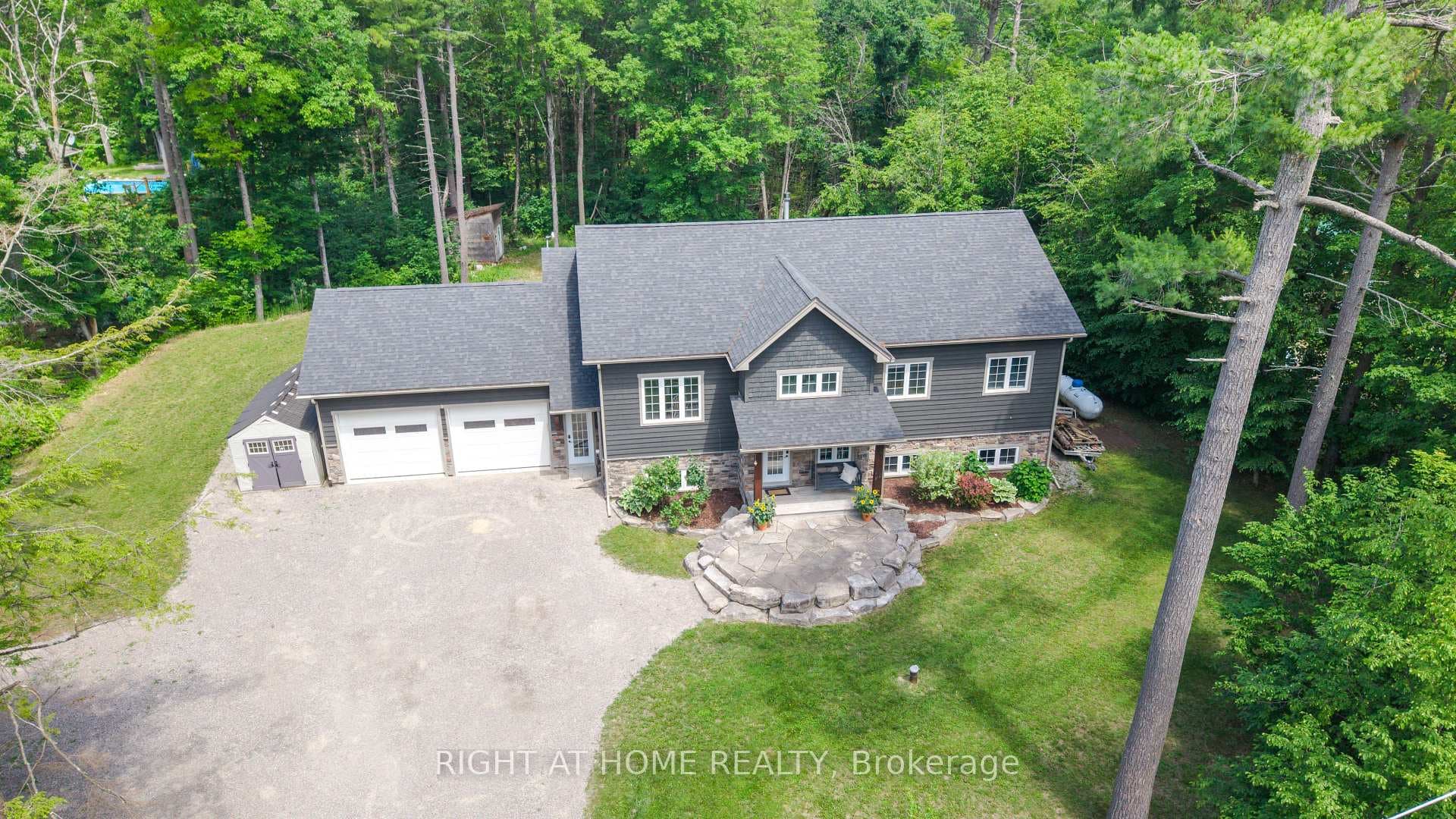 590 Golf Course Road photo 6