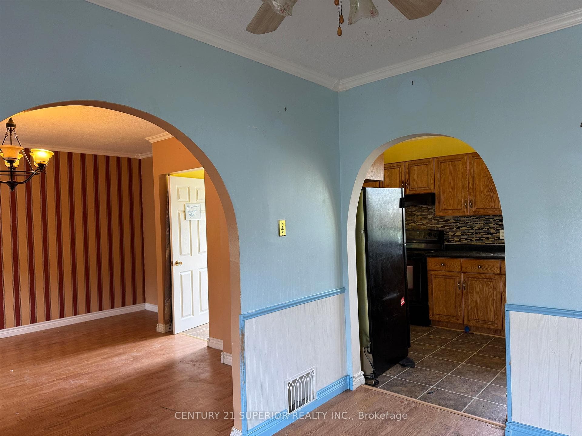 3 Ross Ave photo 5