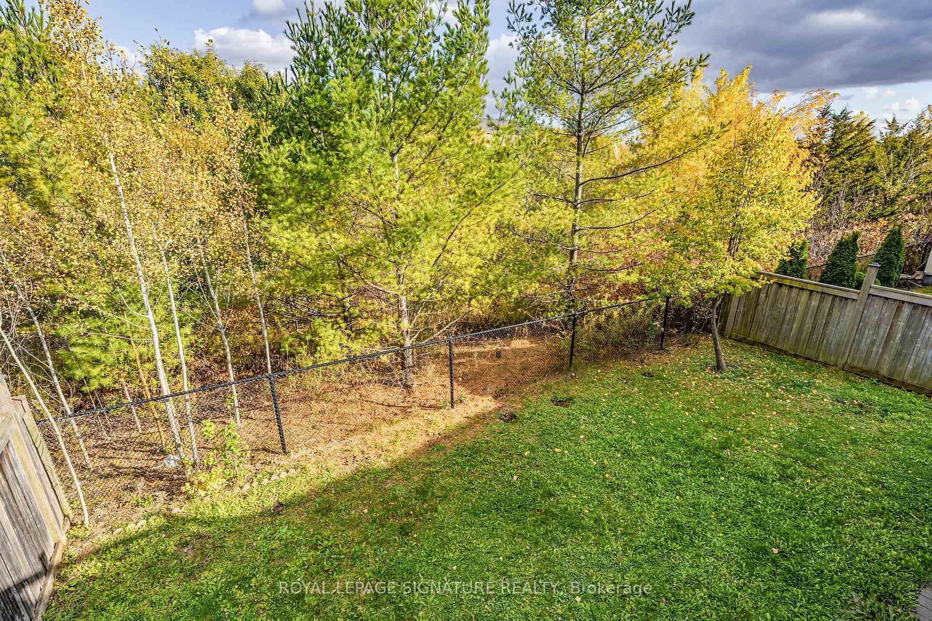 35 Grange Drive Unit Lower photo 4