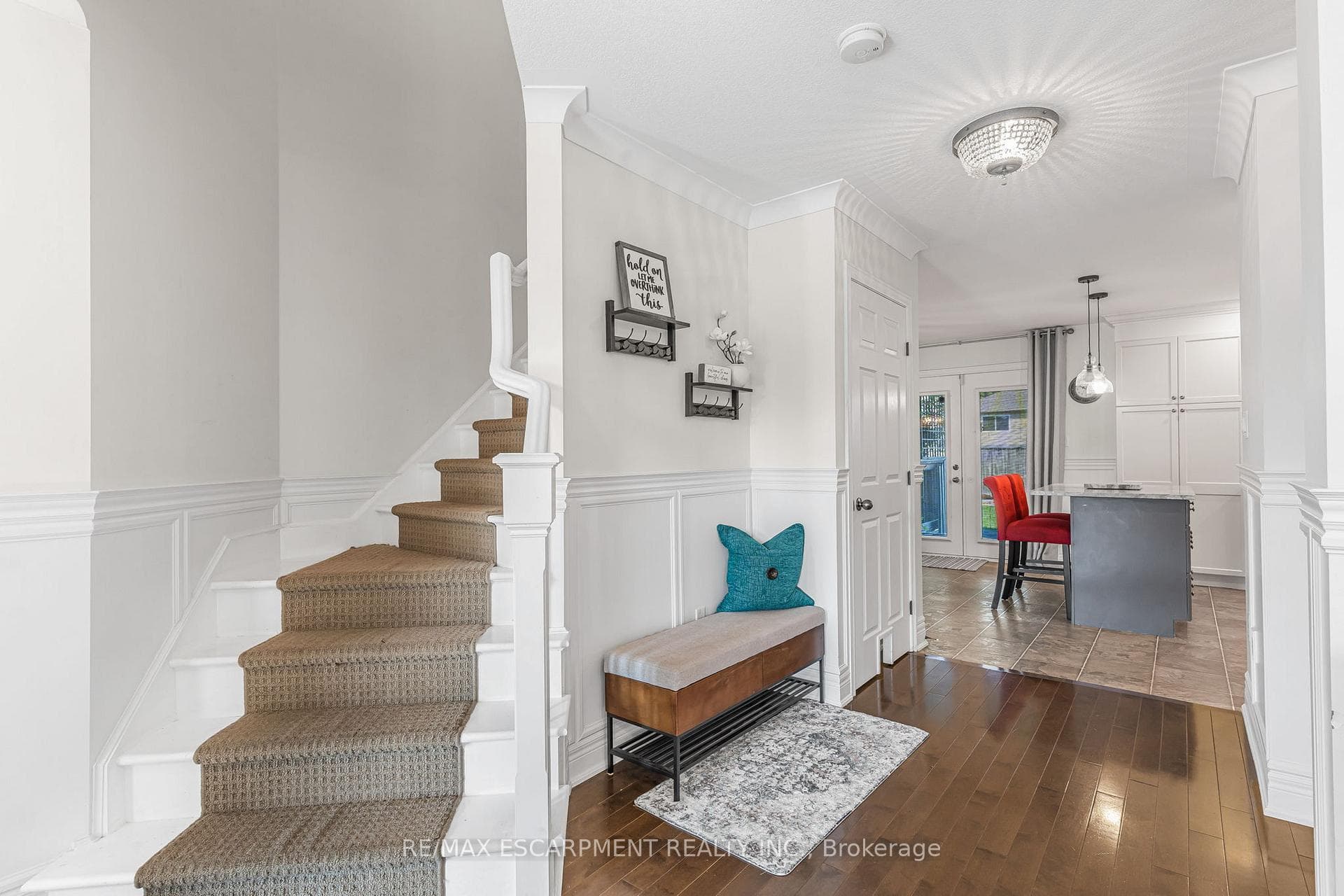 35 Sarah Crescent photo 12