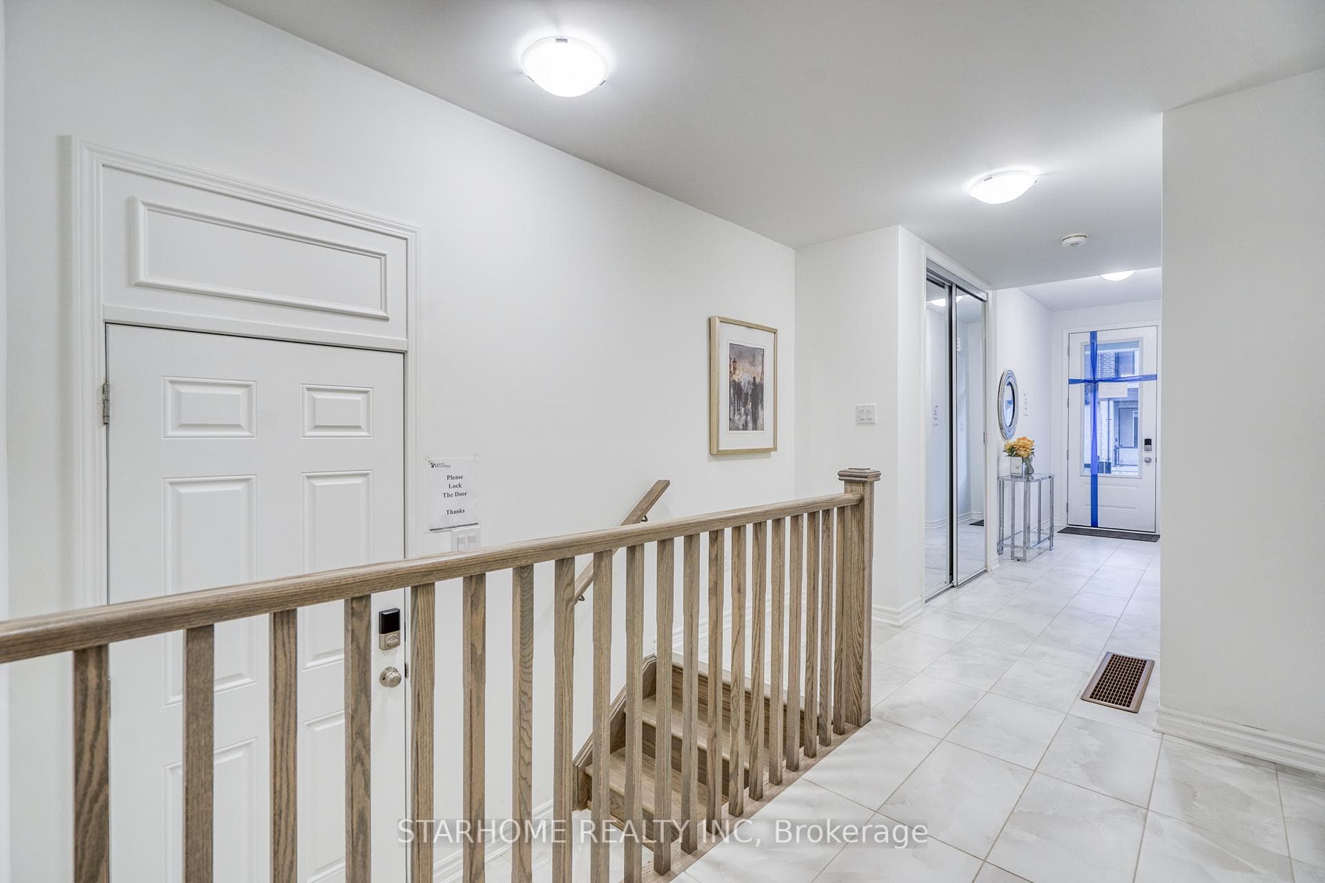 11 Avani Avenue photo 8