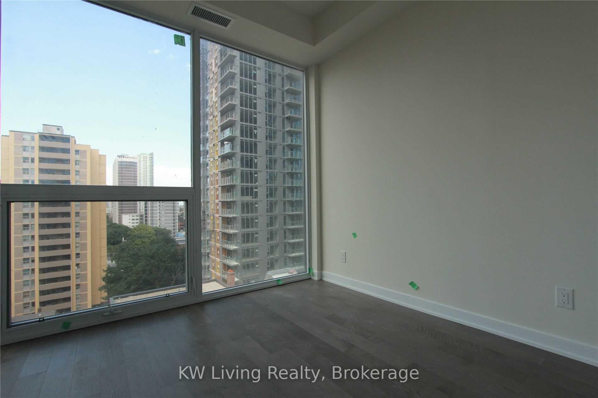 17 Dundonald Street Unit 1007 photo 12