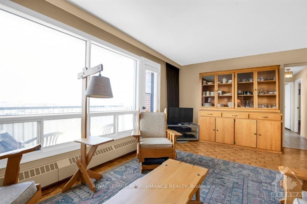 20 CHESTERTON Drive Unit 1118 photo 8