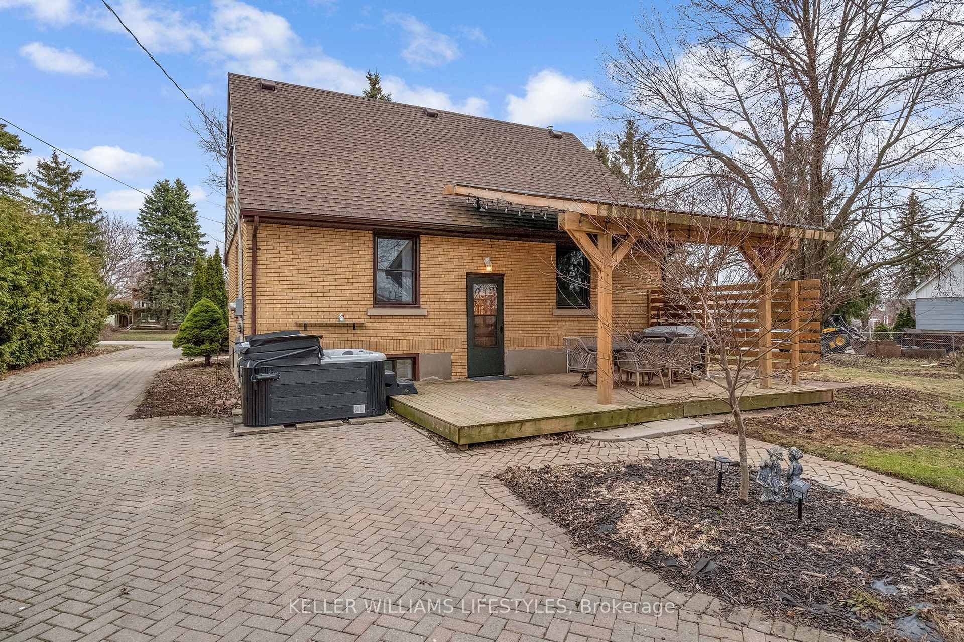 943 Dearness Drive photo 38