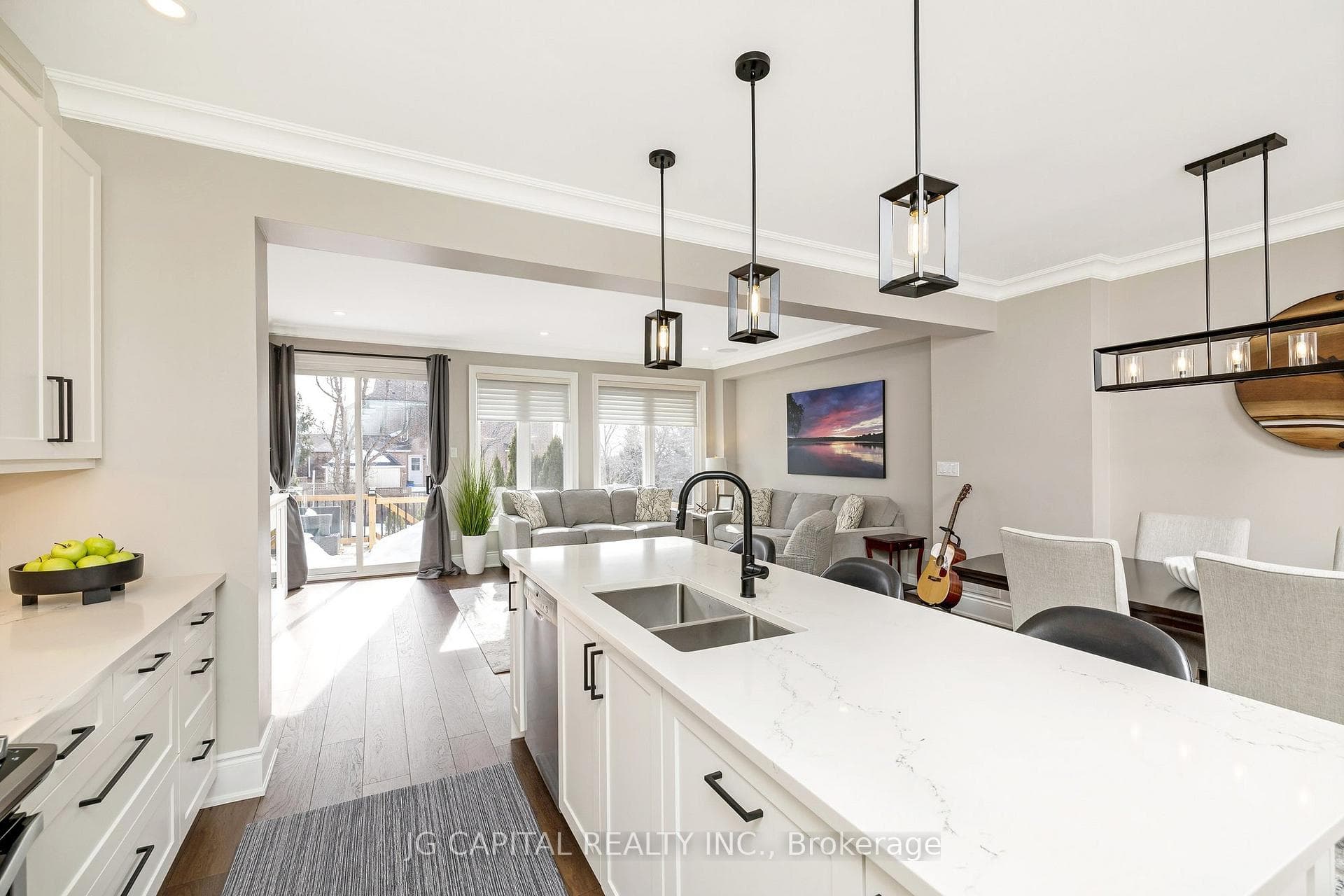 1154 Woodington Lane photo 10