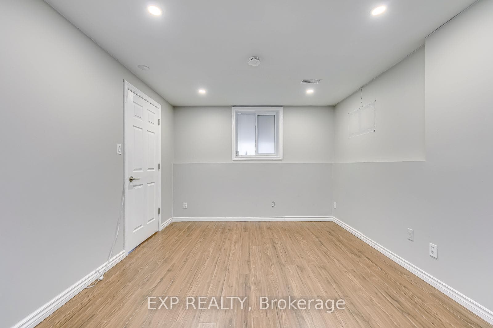 76 Gibb Street photo 27