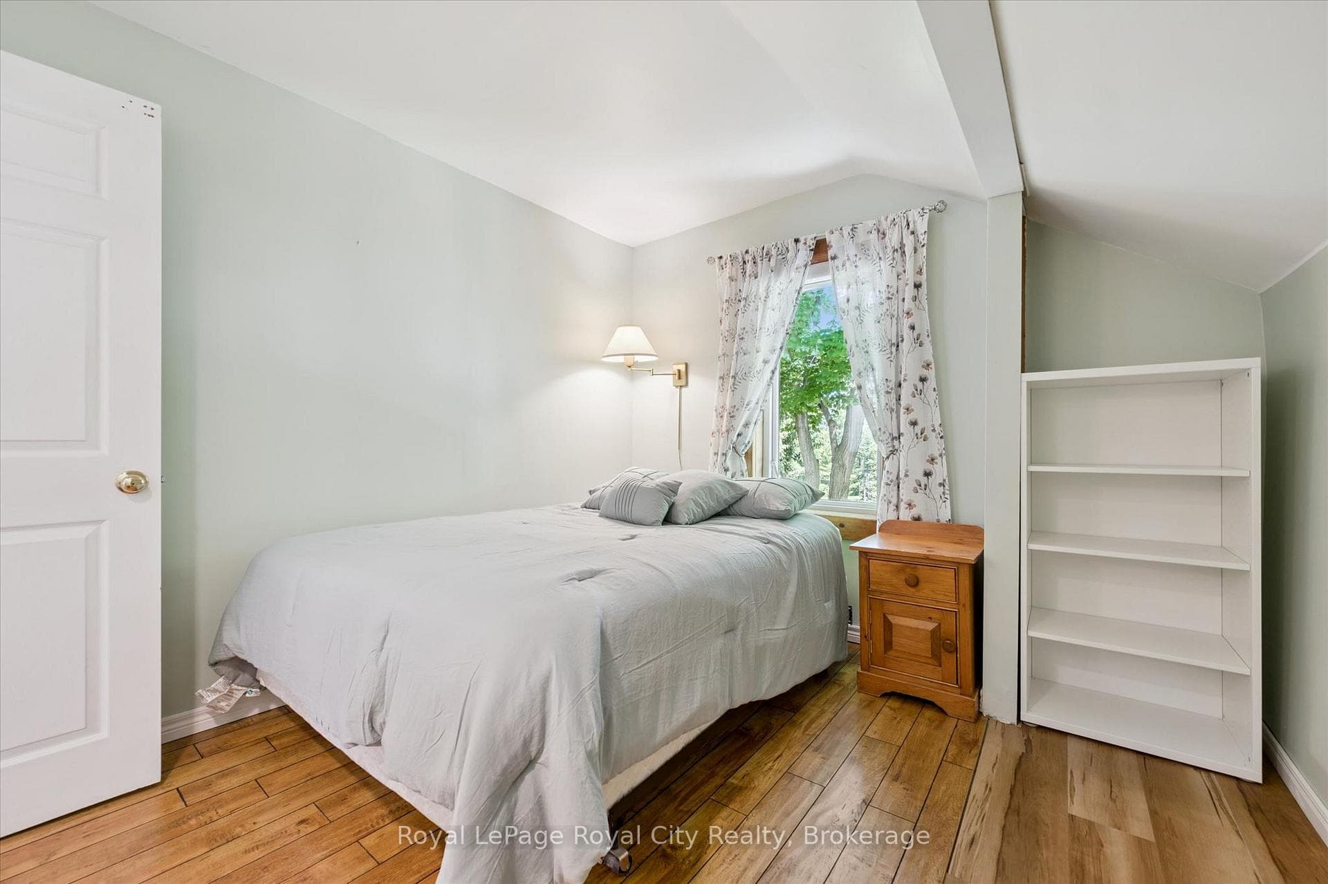 33 North Broadway Street photo 19