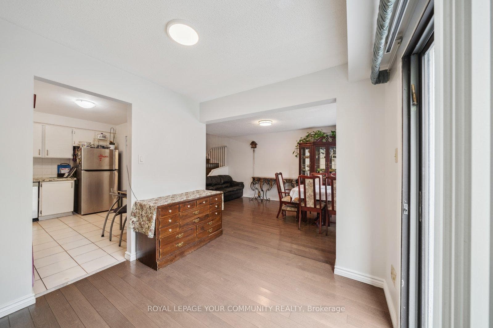154 Lisa Crescent photo 11