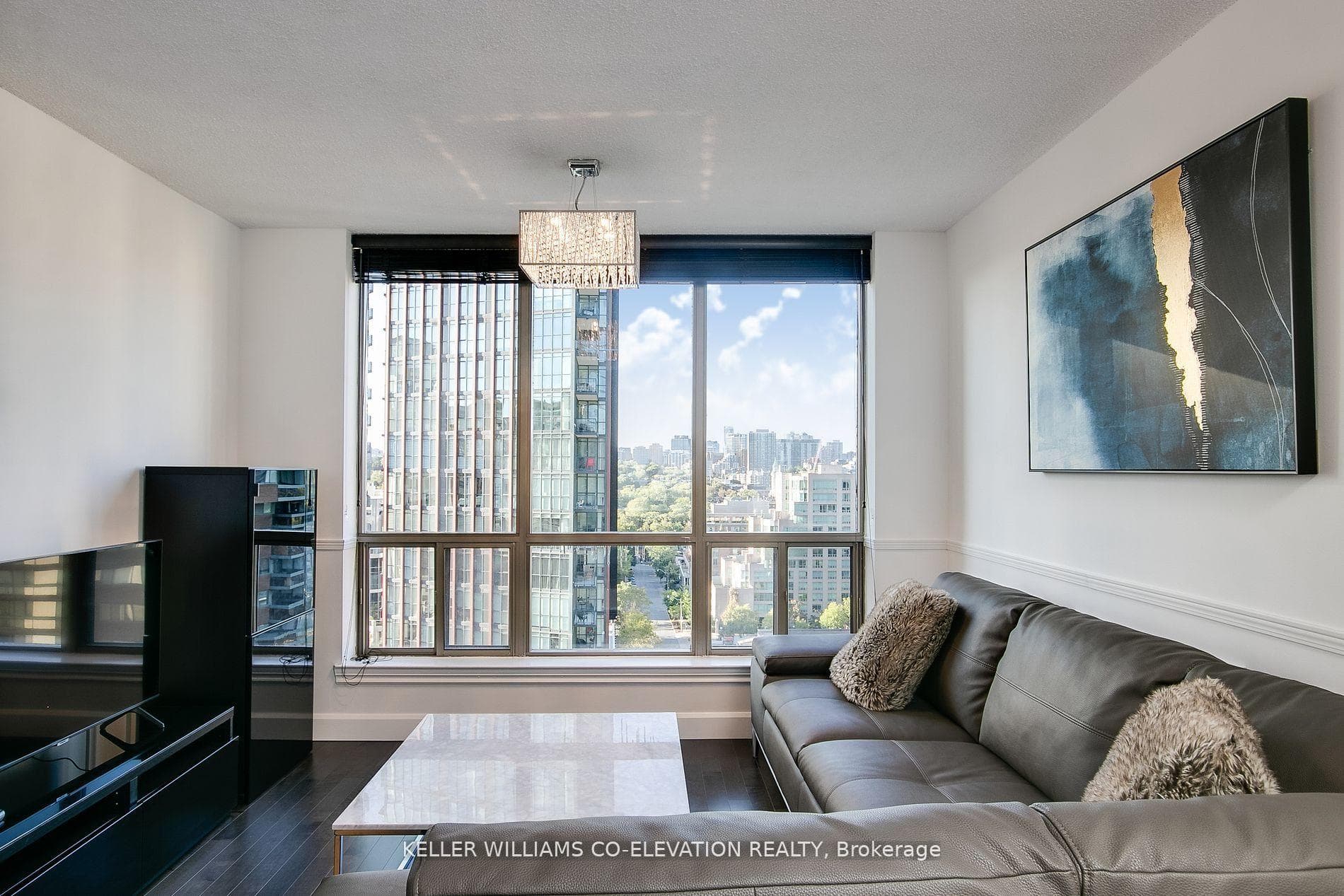 40 Scollard St Street Unit 1506 photo 6
