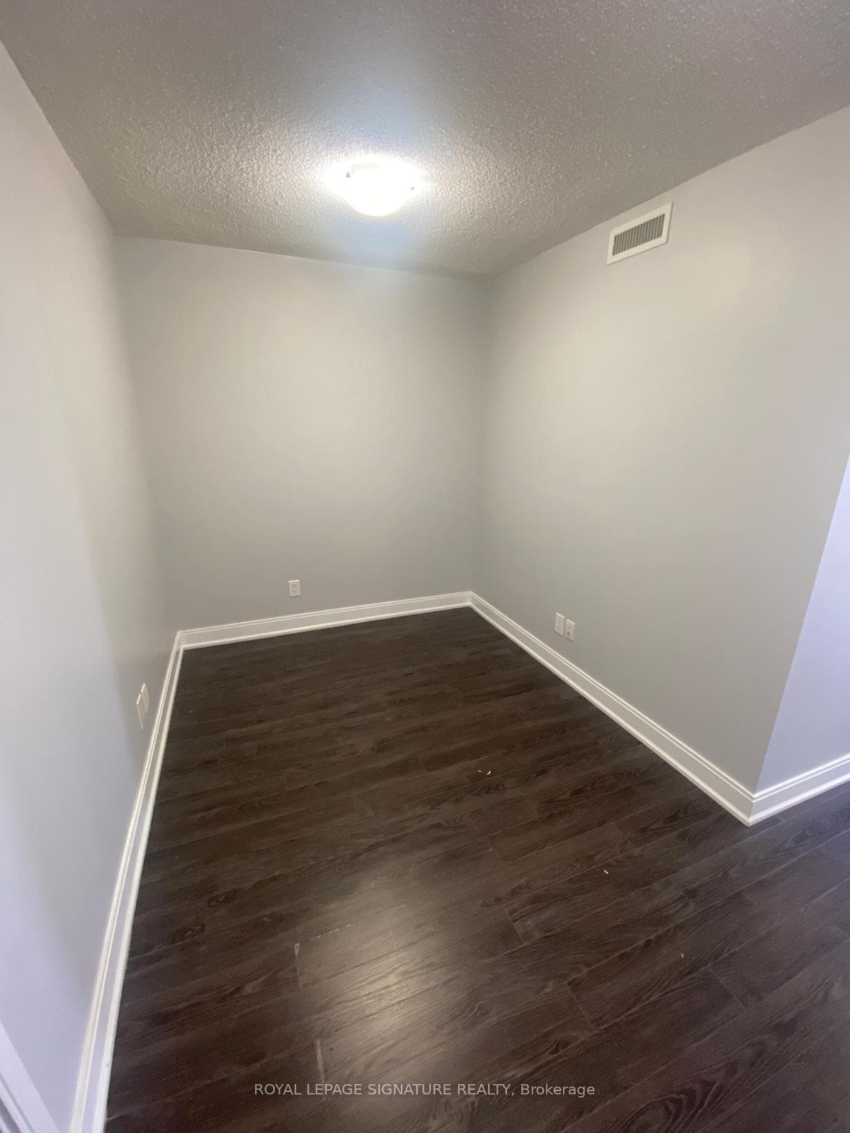 125 Village Green Square Unit 2506 photo 7