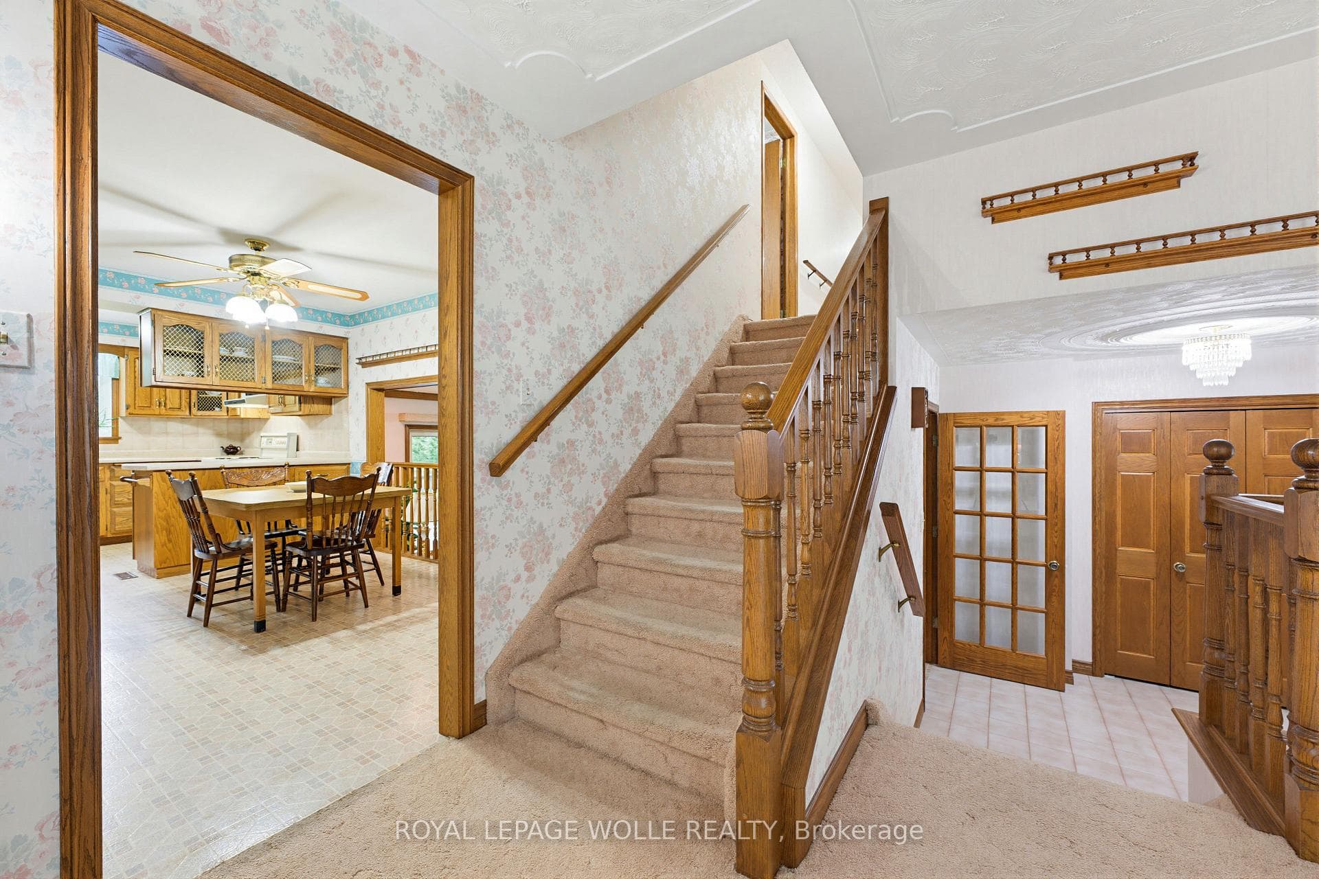64 Hilltop Court photo 18