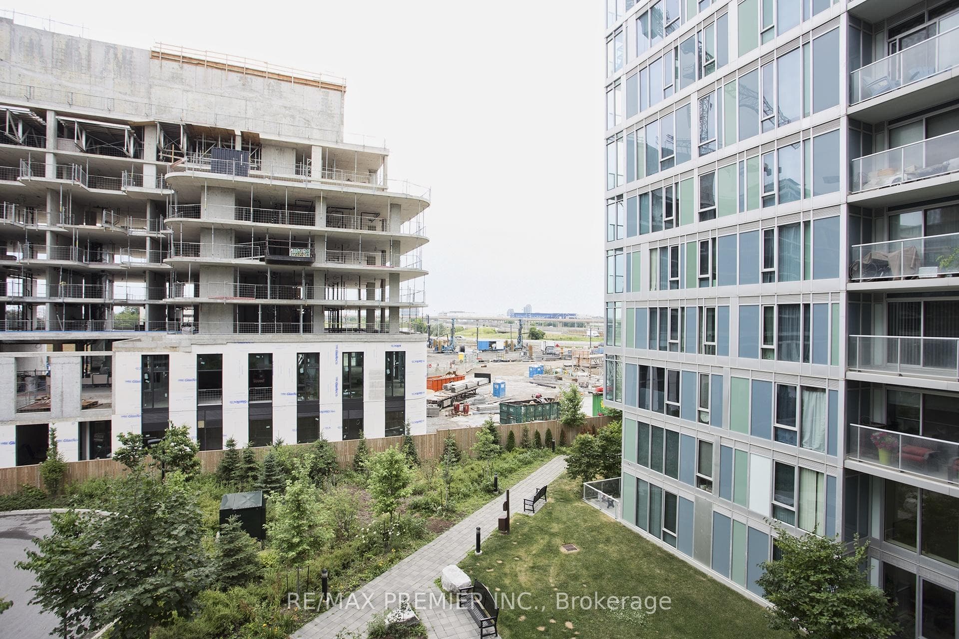 565 Wilson Avenue Unit 319W photo 19