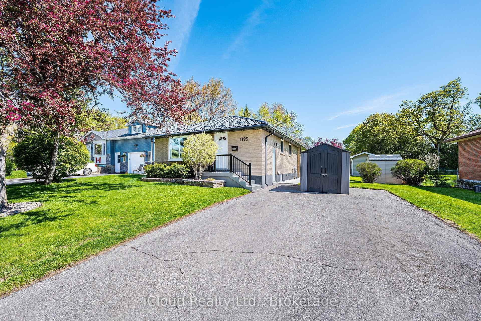 1195 Stanley Drive photo 3