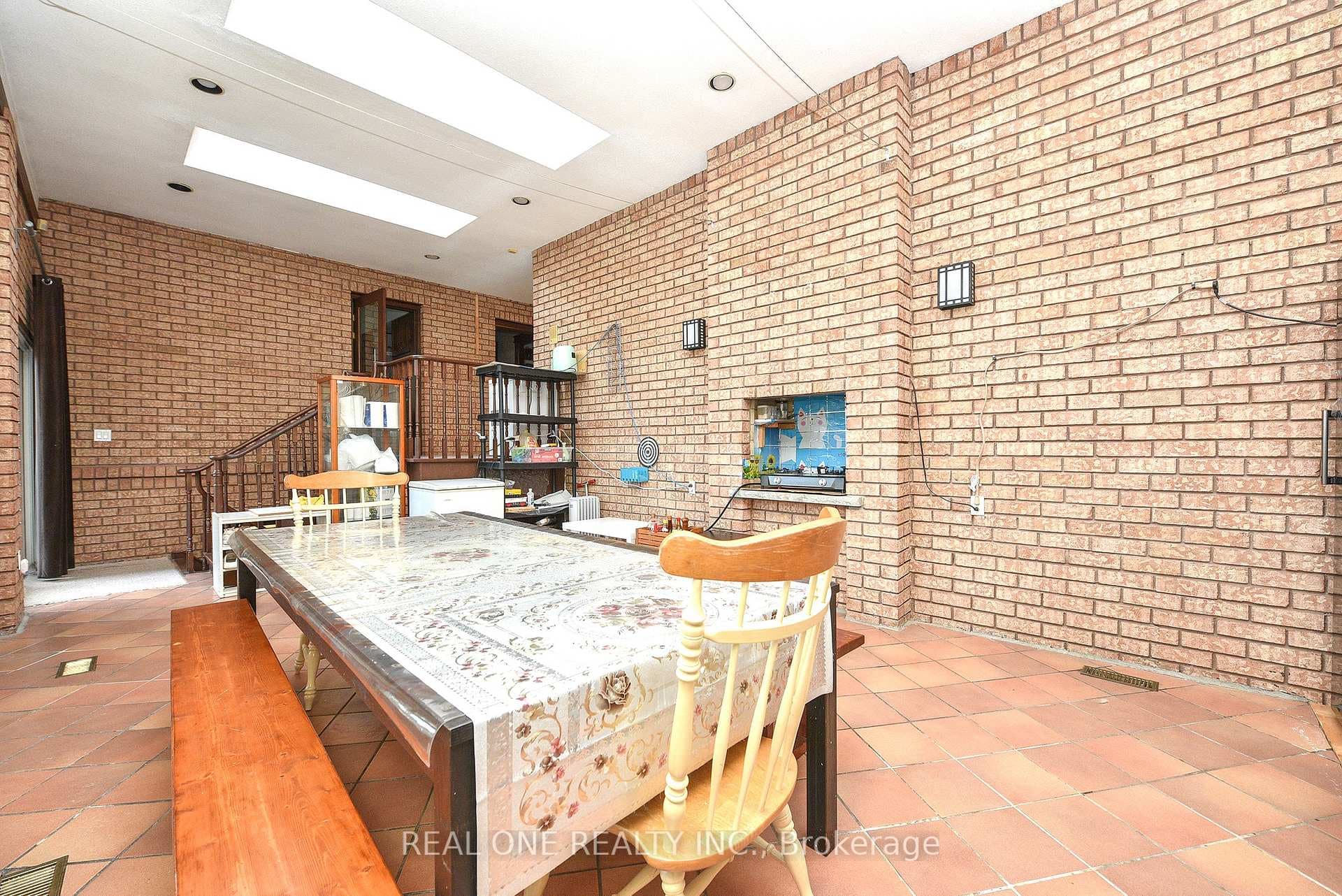 62 Lee Avenue photo 38