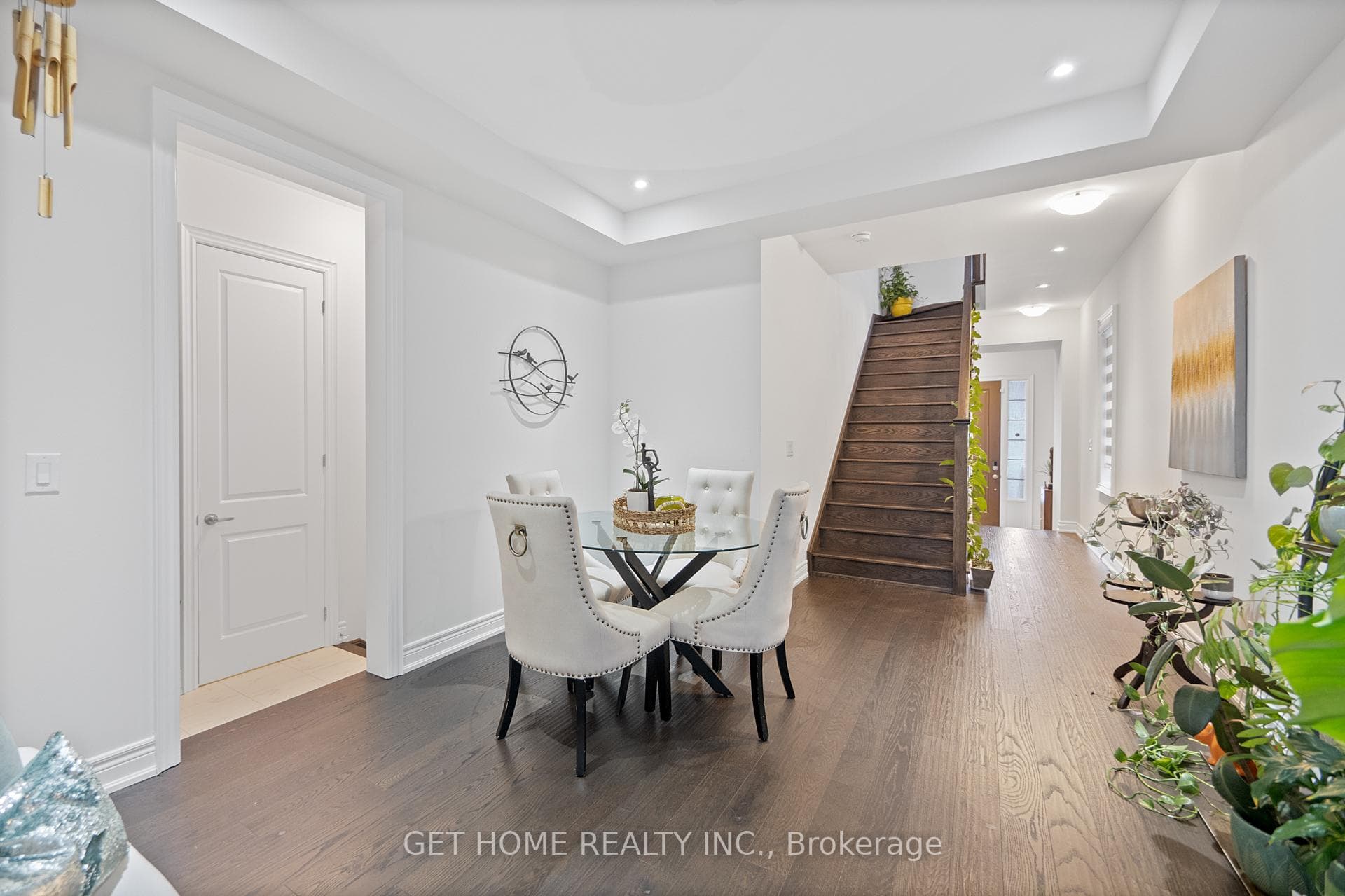 32 Deer Ridge Crescent photo 7