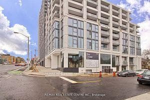 2020 Bathurst Street Unit 211 photo 1