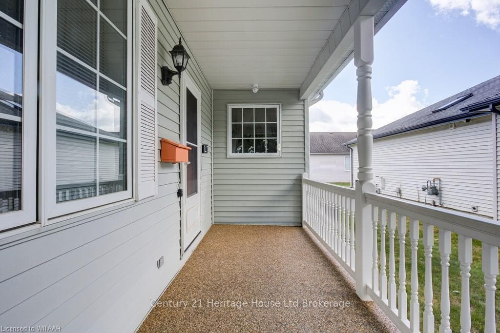 18 Brasher Drive photo 4