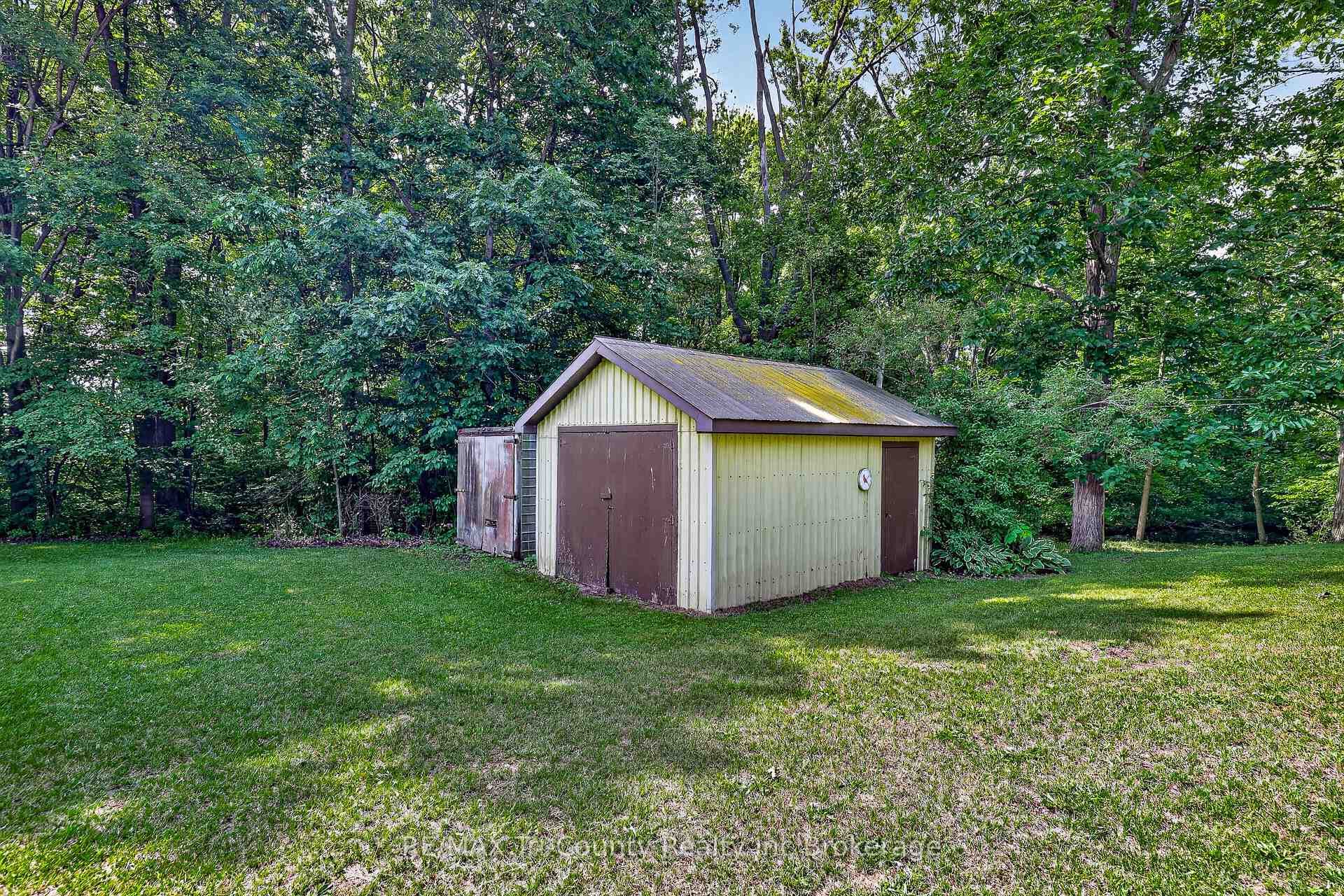 Shed