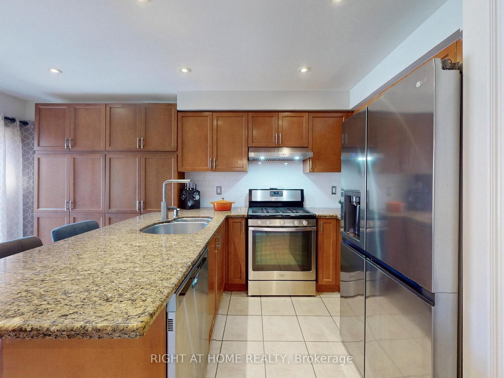 16 Castelli Court photo 12